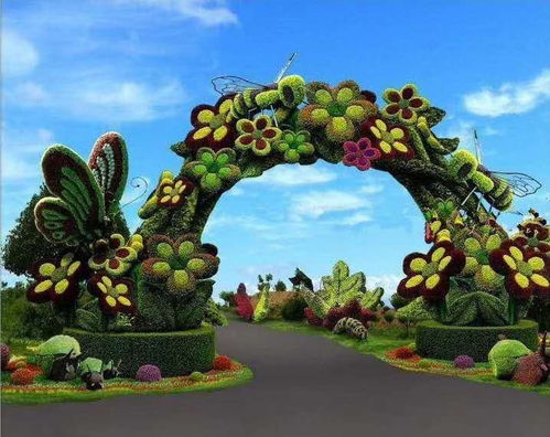 逼真孔雀開屏五色草造型定制價格與四川廠家自產自銷代理服務